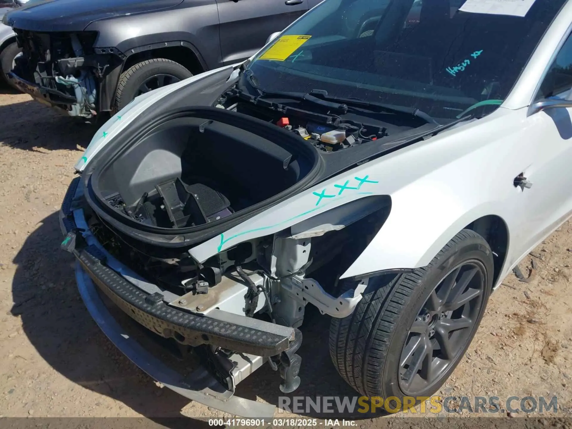 6 Фотография поврежденного автомобиля 5YJ3E1EB4LF619026 TESLA MODEL 3 2020