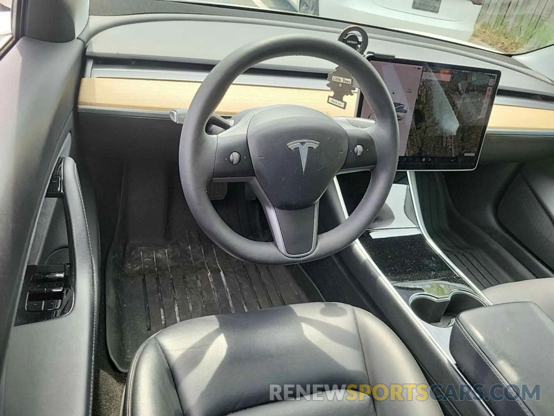 7 Photograph of a damaged car 5YJ3E1EB4LF637784 TESLA MODEL 3 2020
