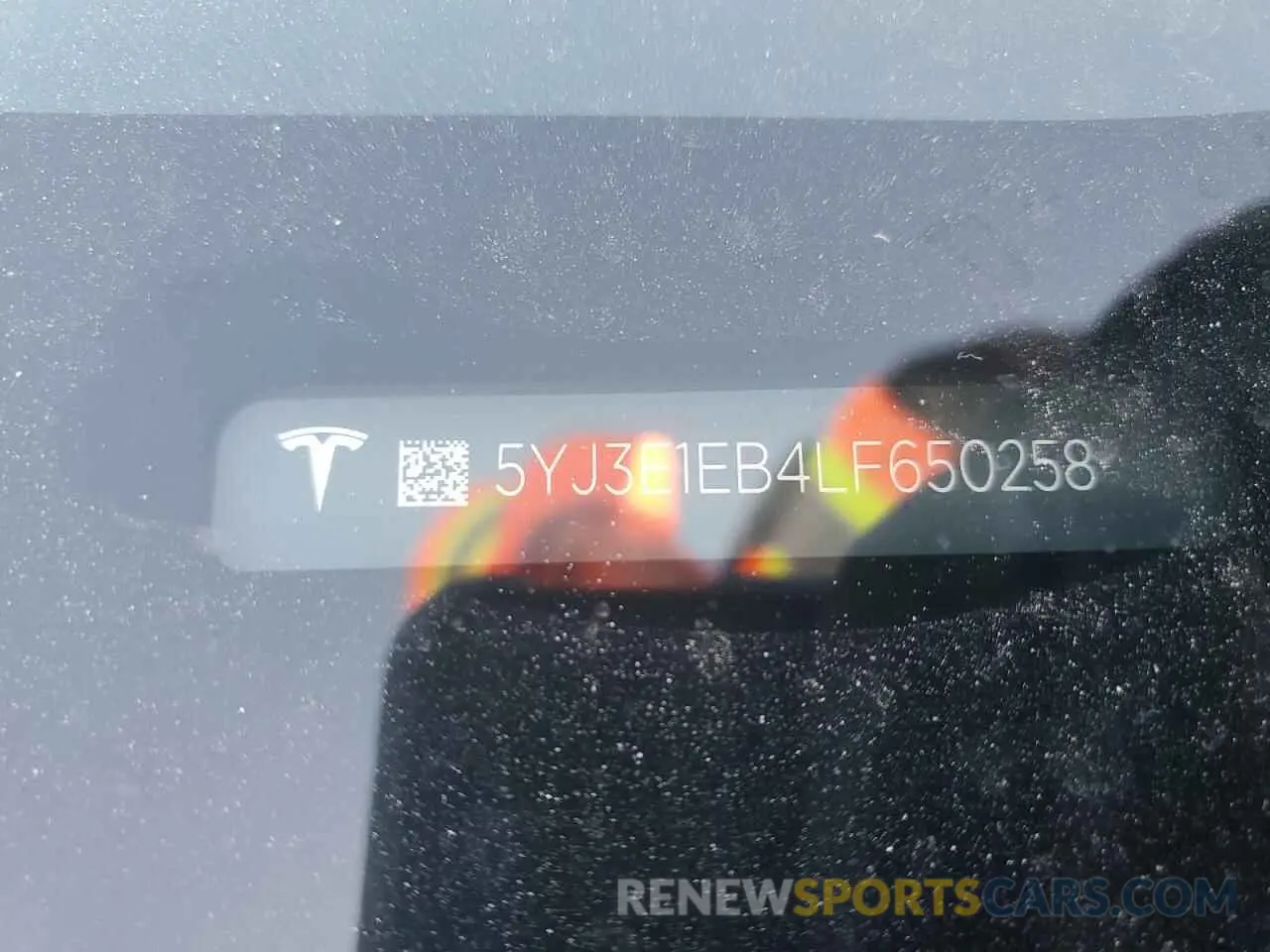 14 Photograph of a damaged car 5YJ3E1EB4LF650258 TESLA MODEL 3 2020