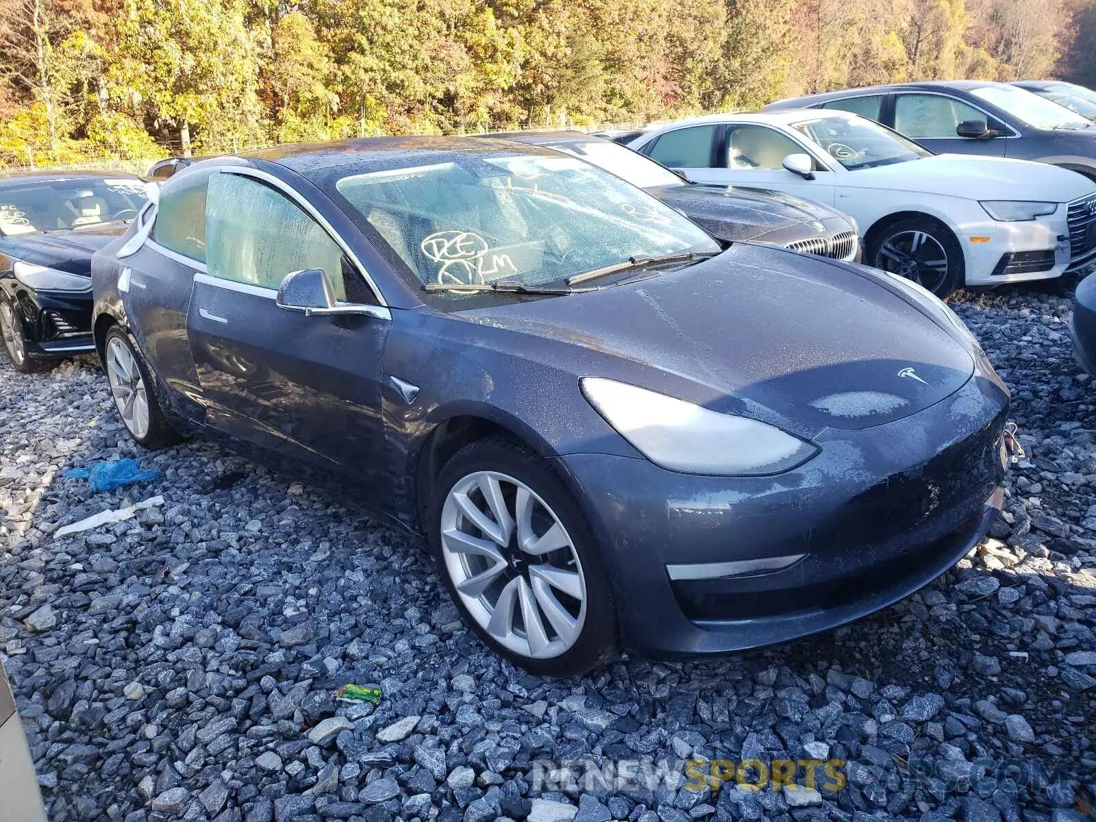 1 Photograph of a damaged car 5YJ3E1EB4LF651037 TESLA MODEL 3 2020