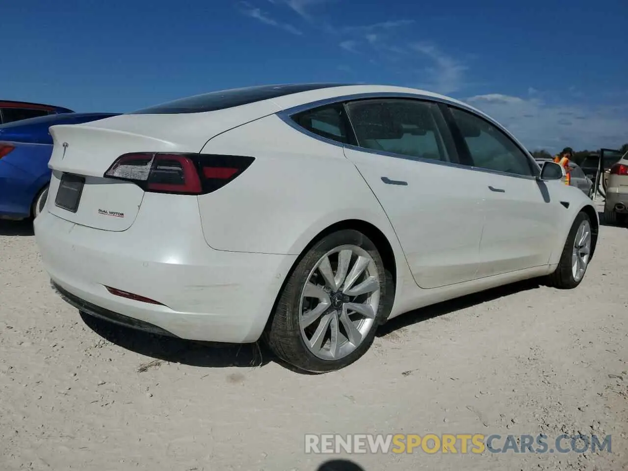 3 Photograph of a damaged car 5YJ3E1EB4LF667321 TESLA MODEL 3 2020