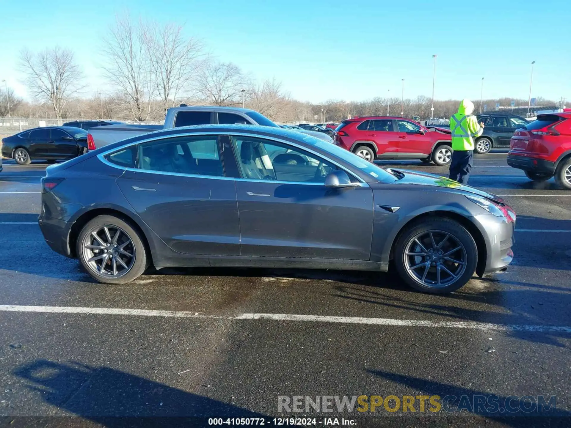 13 Photograph of a damaged car 5YJ3E1EB4LF782940 TESLA MODEL 3 2020