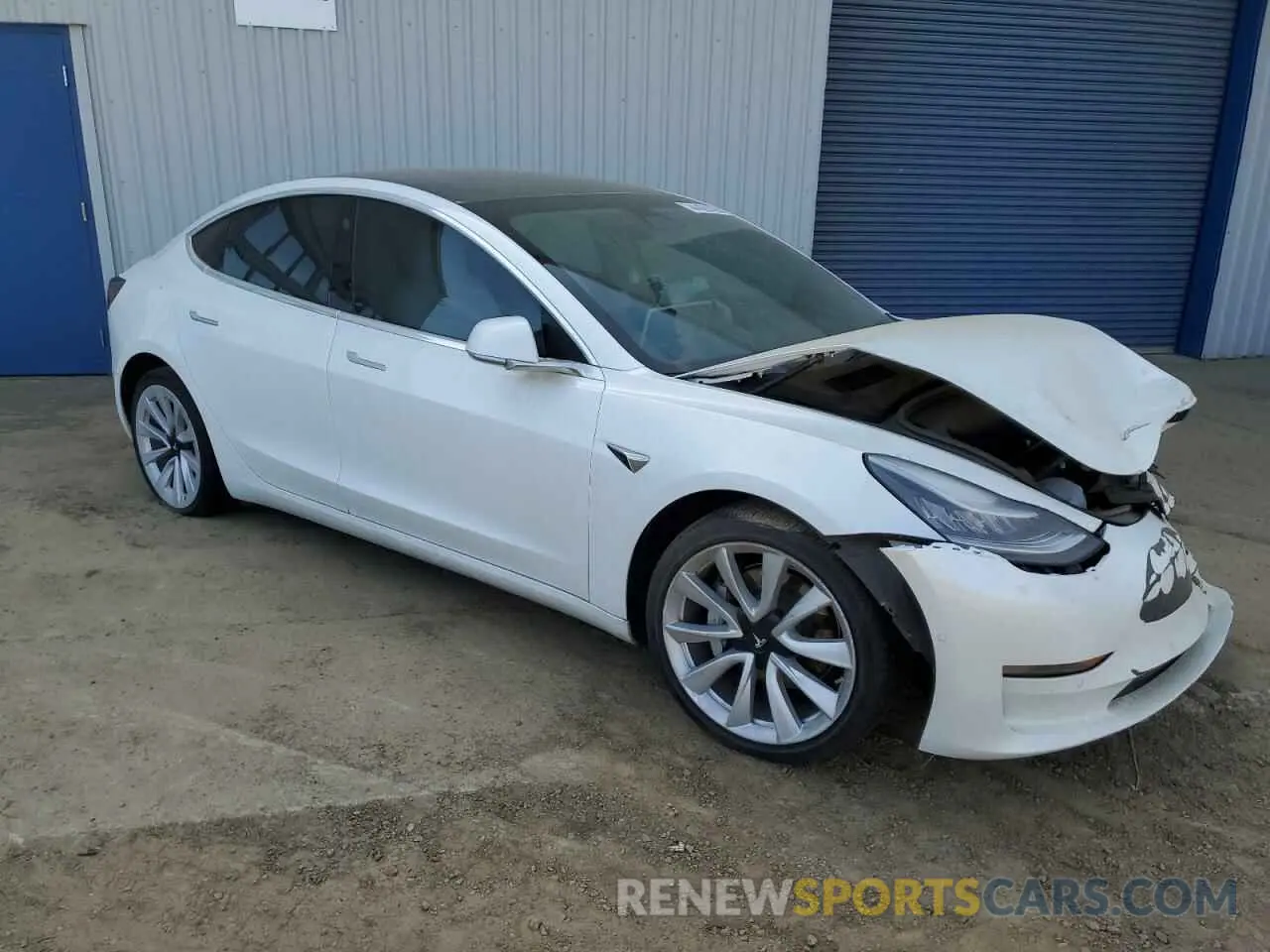 4 Фотография поврежденного автомобиля 5YJ3E1EB4LF788057 TESLA MODEL 3 2020