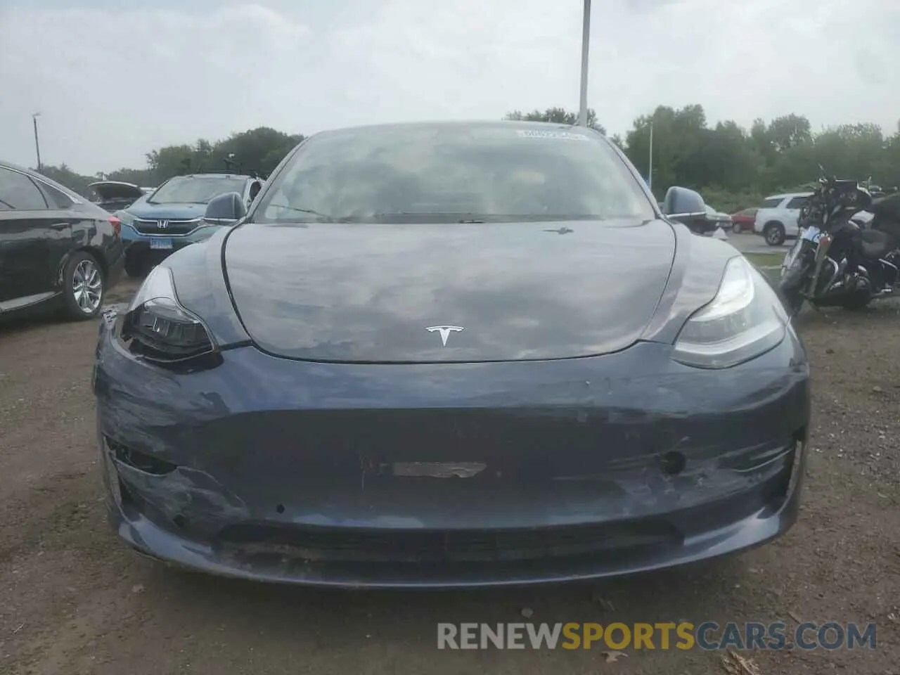 5 Photograph of a damaged car 5YJ3E1EB4LF795395 TESLA MODEL 3 2020
