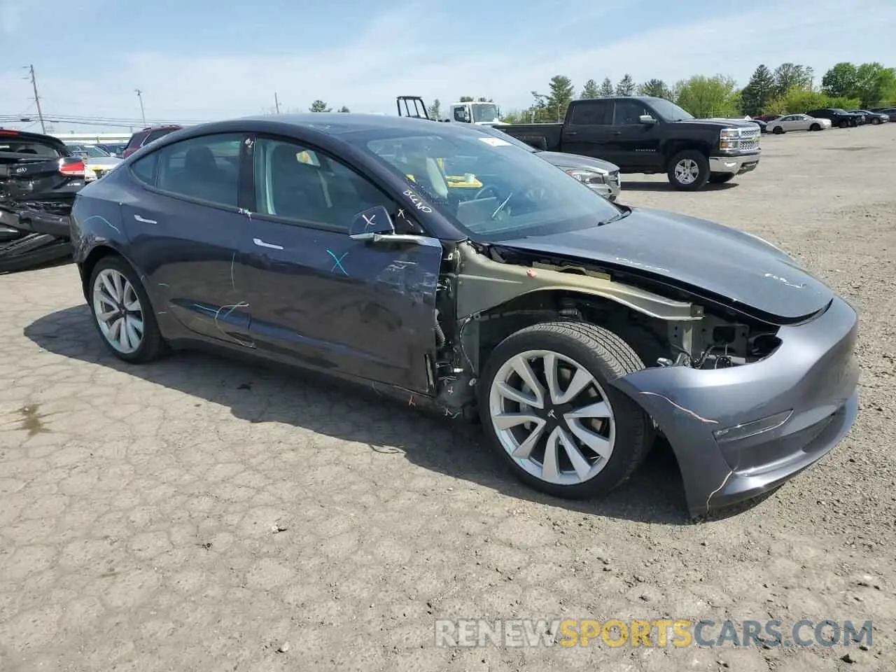 4 Photograph of a damaged car 5YJ3E1EB5LF589907 TESLA MODEL 3 2020