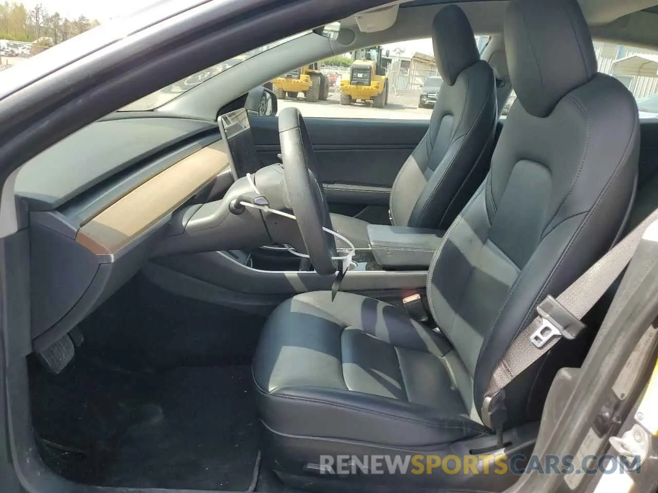 7 Photograph of a damaged car 5YJ3E1EB5LF589907 TESLA MODEL 3 2020