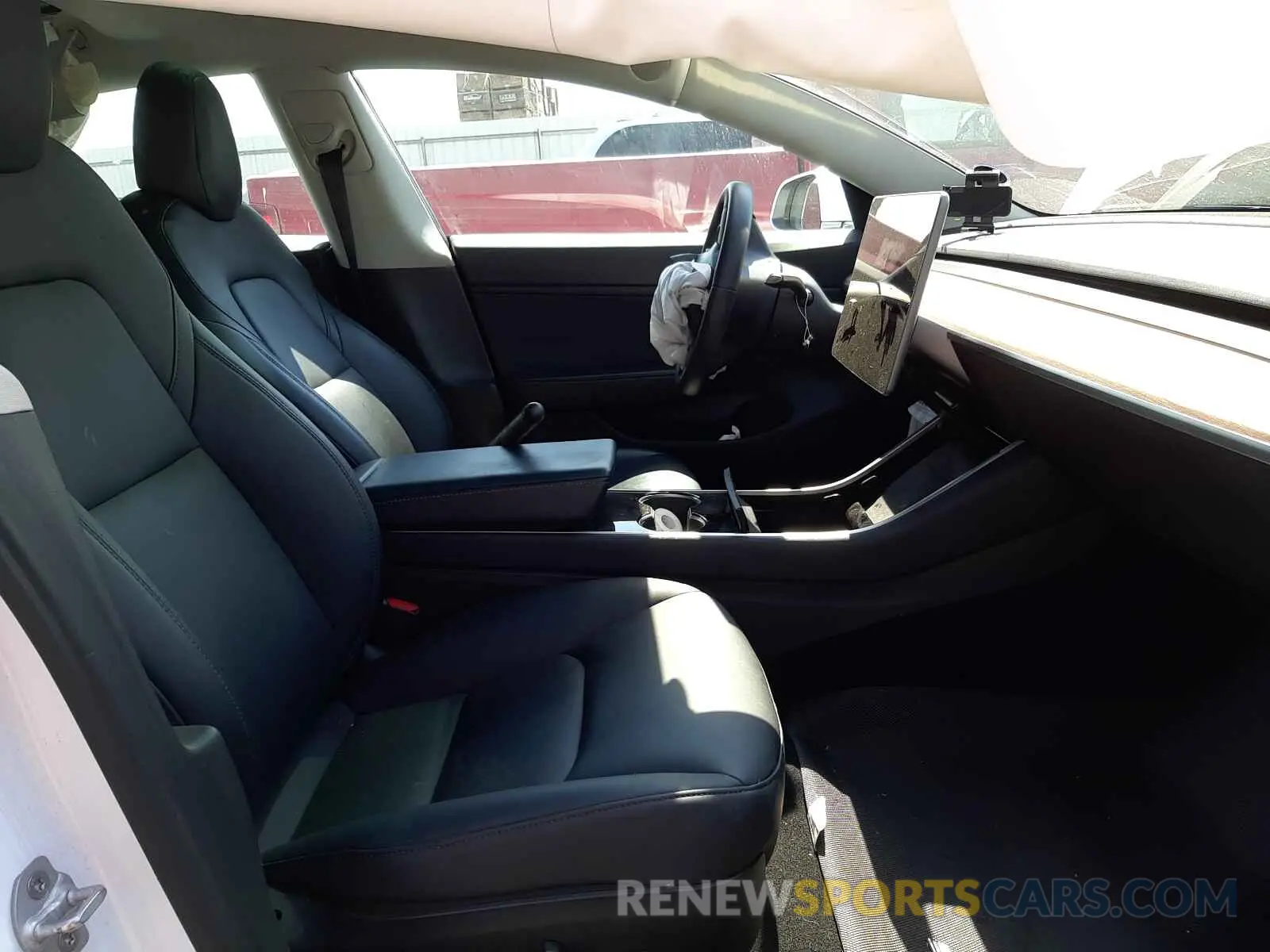 5 Photograph of a damaged car 5YJ3E1EB5LF619066 TESLA MODEL 3 2020