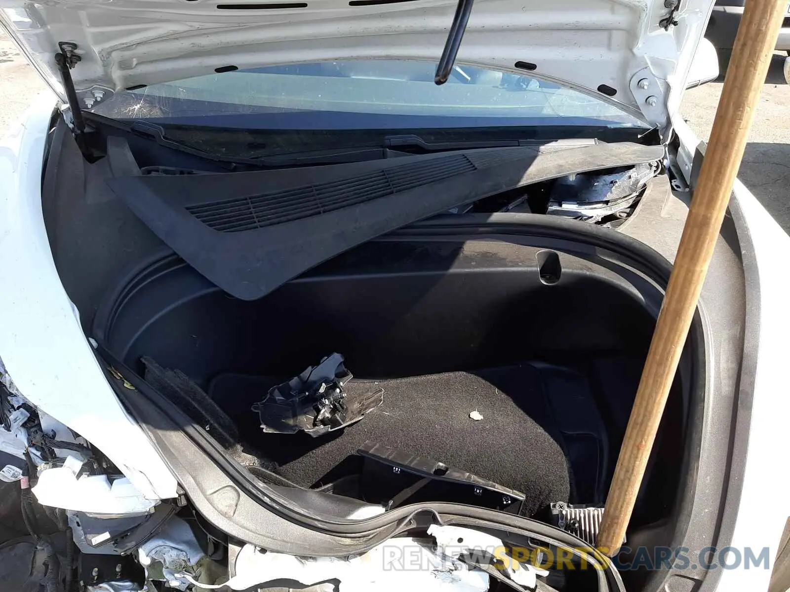 7 Photograph of a damaged car 5YJ3E1EB5LF619066 TESLA MODEL 3 2020