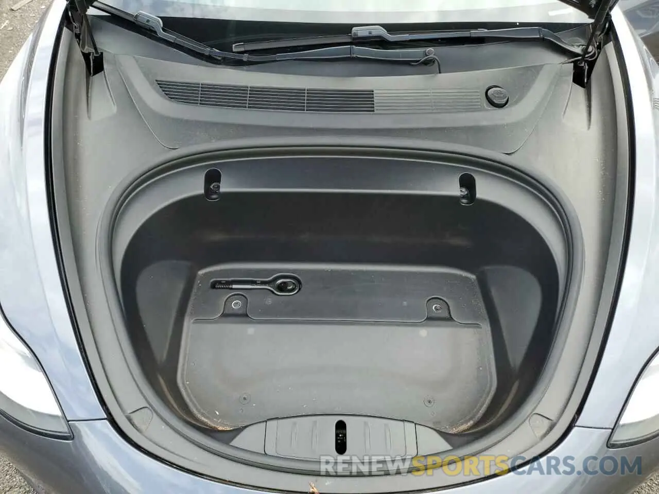 11 Photograph of a damaged car 5YJ3E1EB5LF635185 TESLA MODEL 3 2020