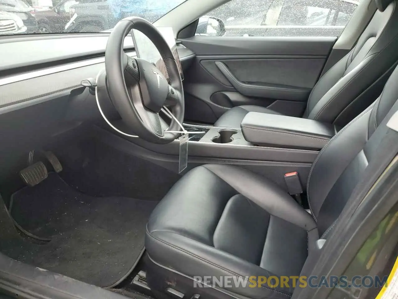 7 Photograph of a damaged car 5YJ3E1EB5LF635185 TESLA MODEL 3 2020