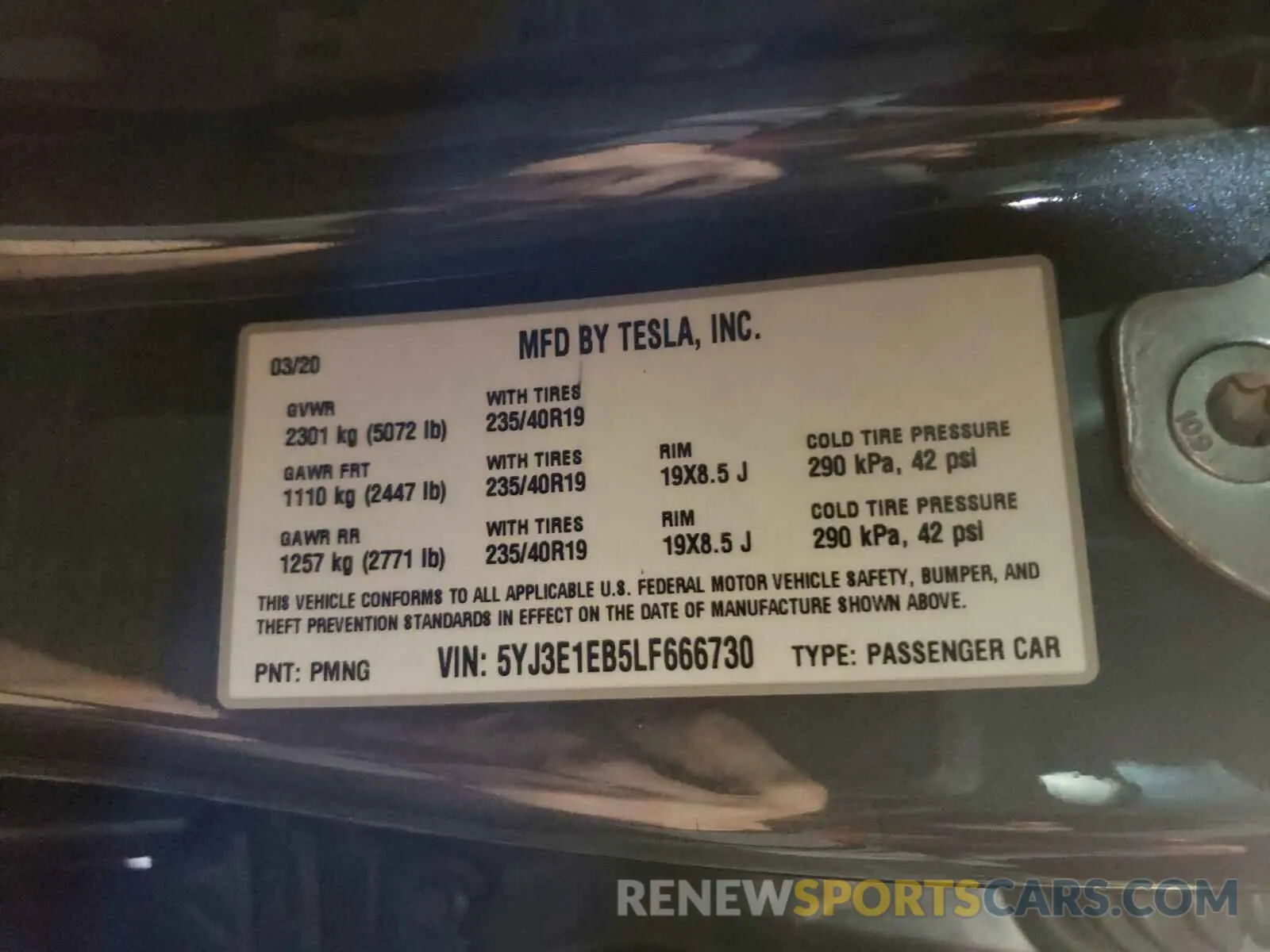 10 Photograph of a damaged car 5YJ3E1EB5LF666730 TESLA MODEL 3 2020