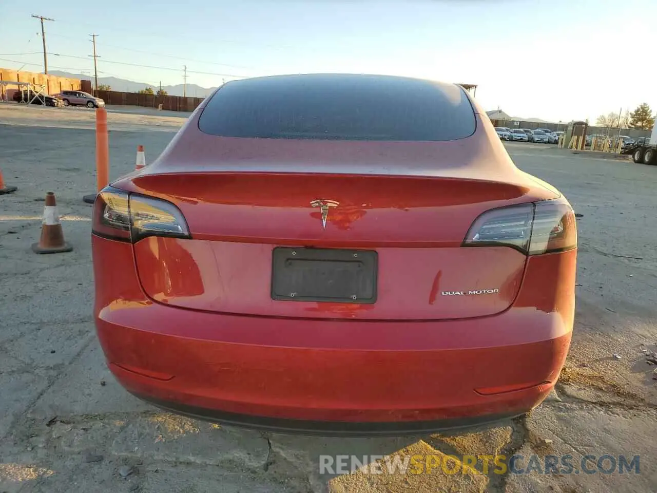 6 Photograph of a damaged car 5YJ3E1EB5LF711004 TESLA MODEL 3 2020