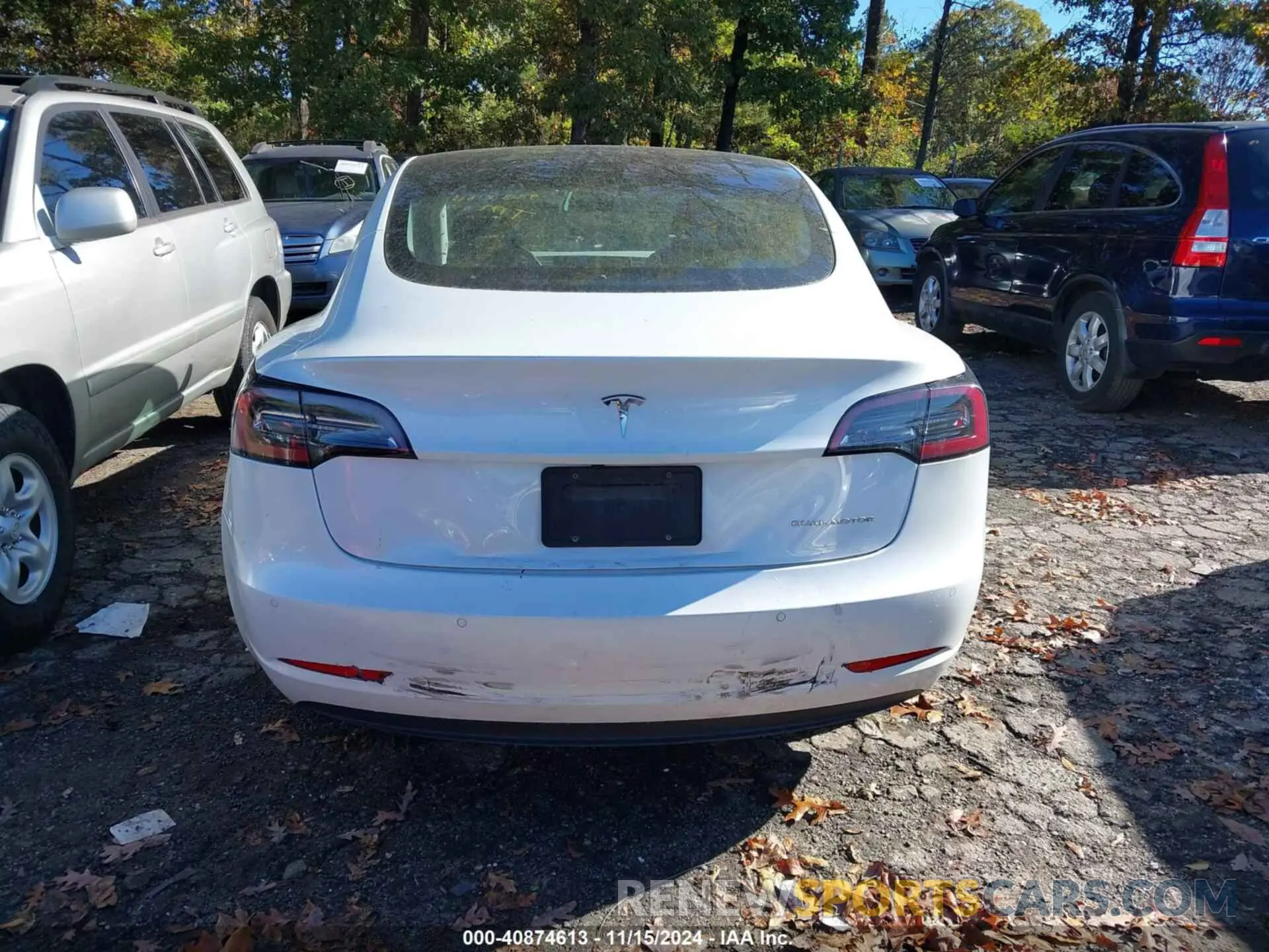 15 Photograph of a damaged car 5YJ3E1EB5LF774930 TESLA MODEL 3 2020