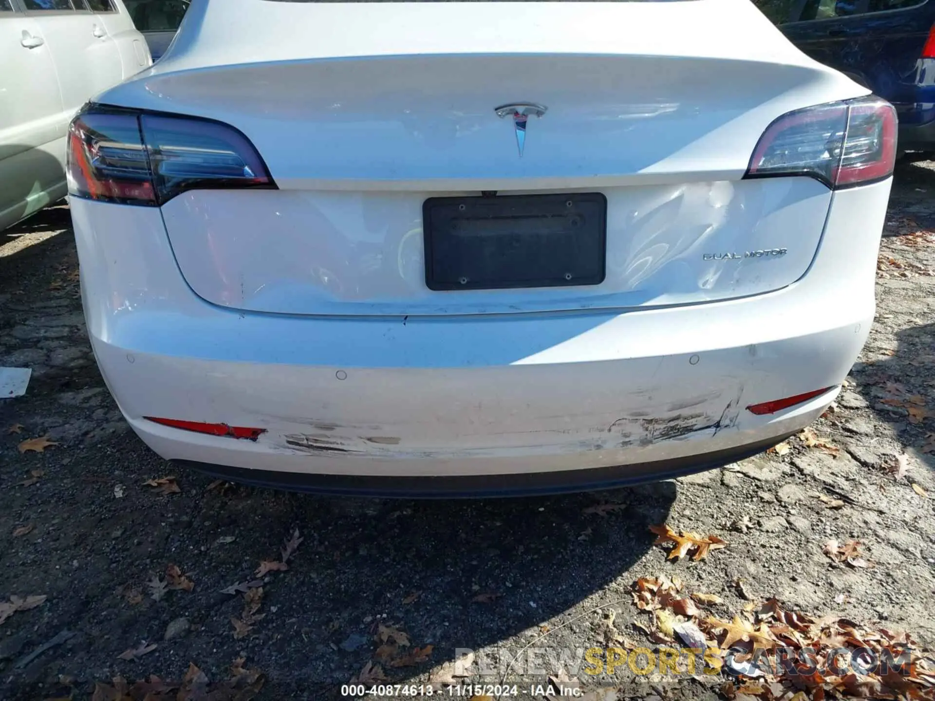 16 Photograph of a damaged car 5YJ3E1EB5LF774930 TESLA MODEL 3 2020