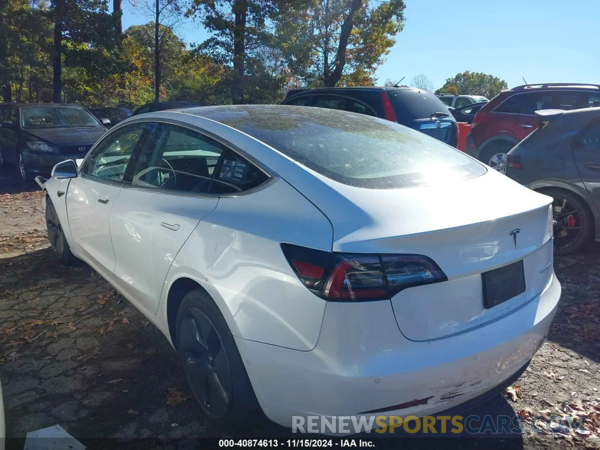 3 Photograph of a damaged car 5YJ3E1EB5LF774930 TESLA MODEL 3 2020