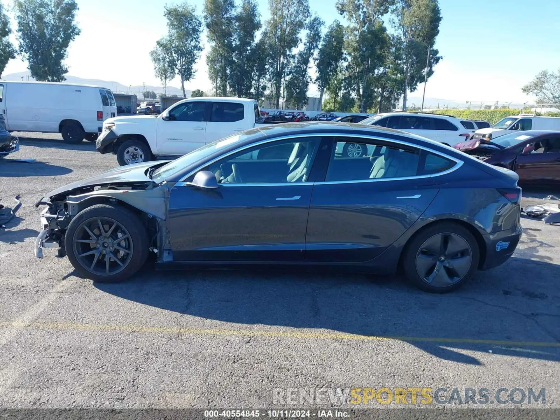 15 Фотография поврежденного автомобиля 5YJ3E1EB5LF800796 TESLA MODEL 3 2020