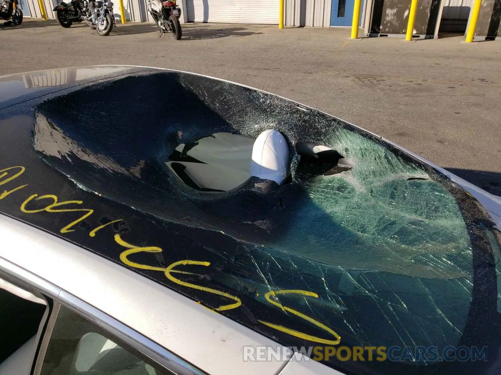 9 Photograph of a damaged car 5YJ3E1EB6LF601272 TESLA MODEL 3 2020