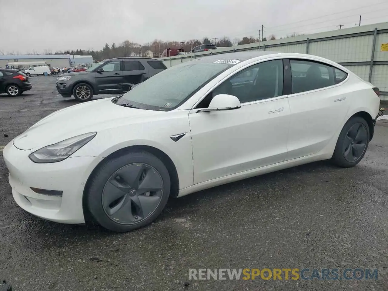 1 Photograph of a damaged car 5YJ3E1EB6LF637155 TESLA MODEL 3 2020