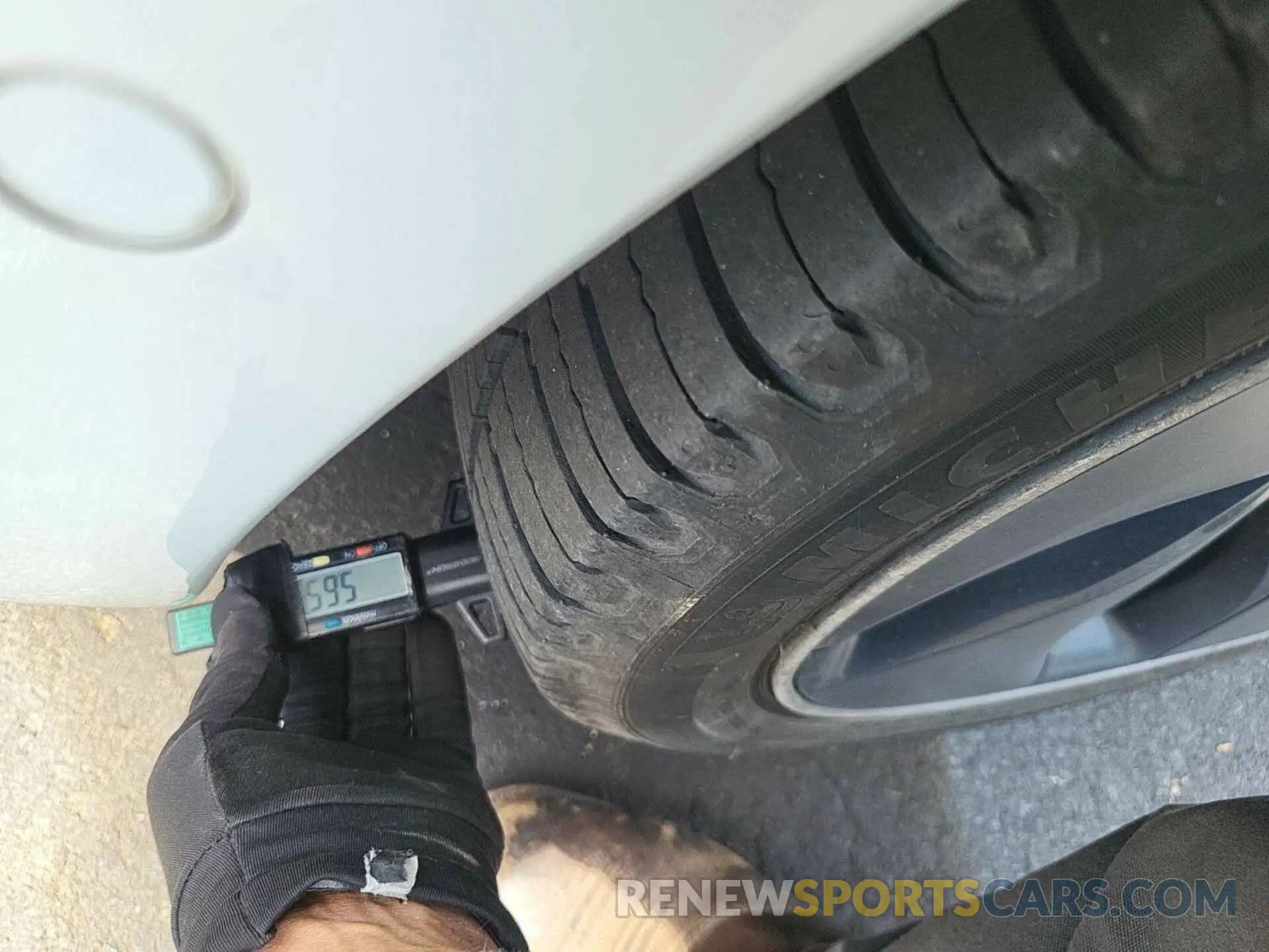 14 Photograph of a damaged car 5YJ3E1EB6LF637298 TESLA MODEL 3 2020