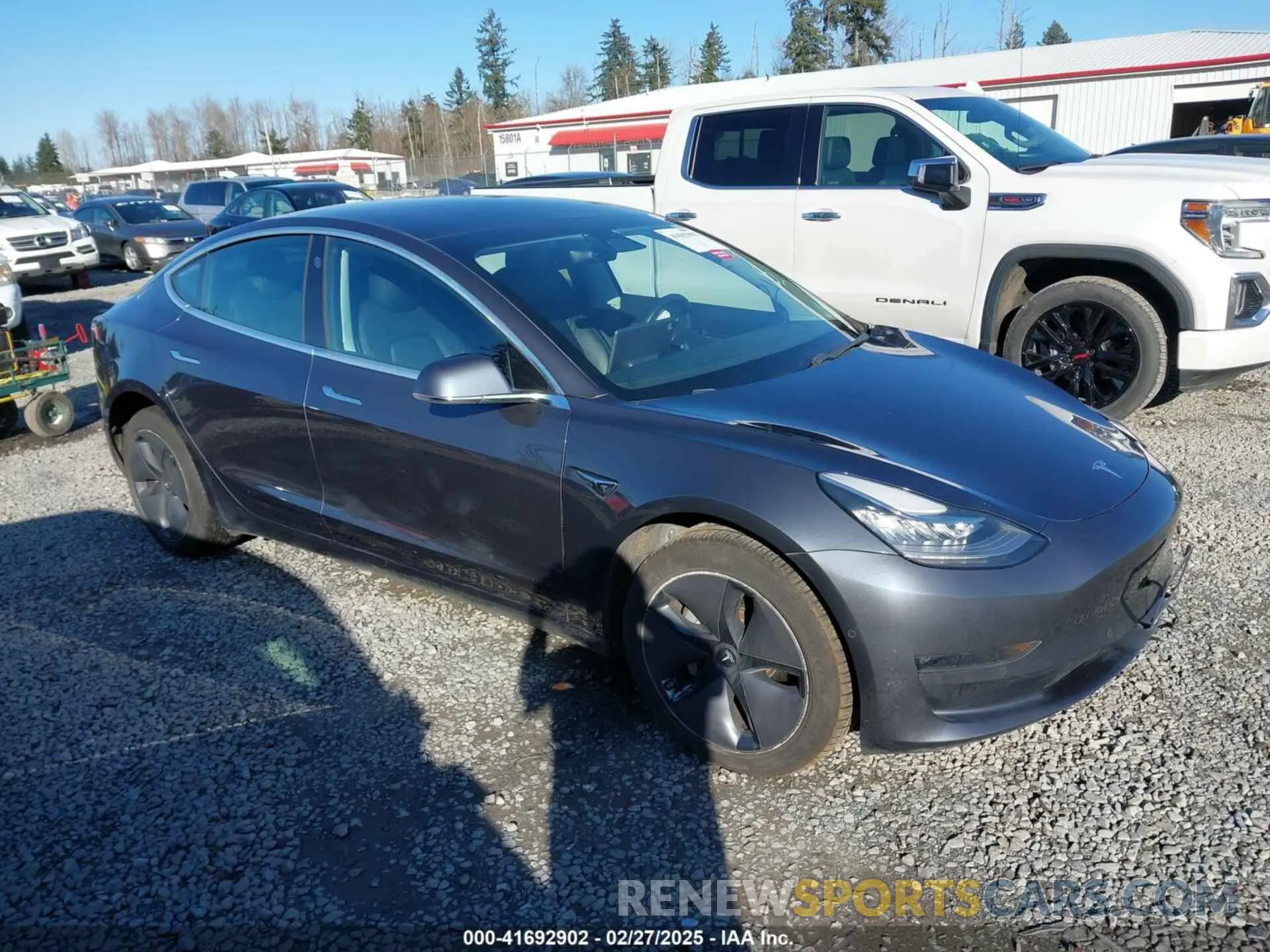 14 Photograph of a damaged car 5YJ3E1EB6LF647510 TESLA MODEL 3 2020