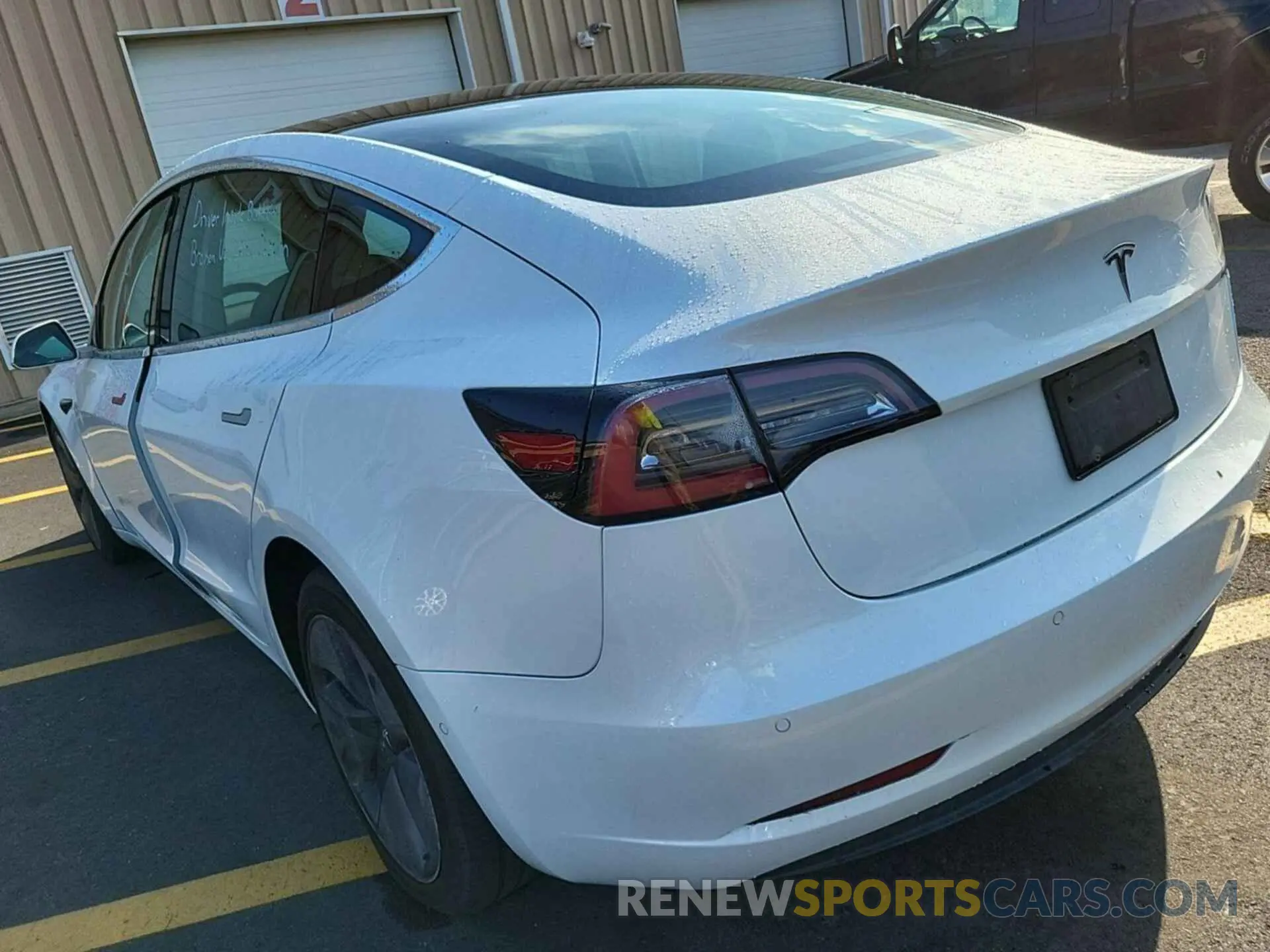 19 Photograph of a damaged car 5YJ3E1EB6LF650715 TESLA MODEL 3 2020