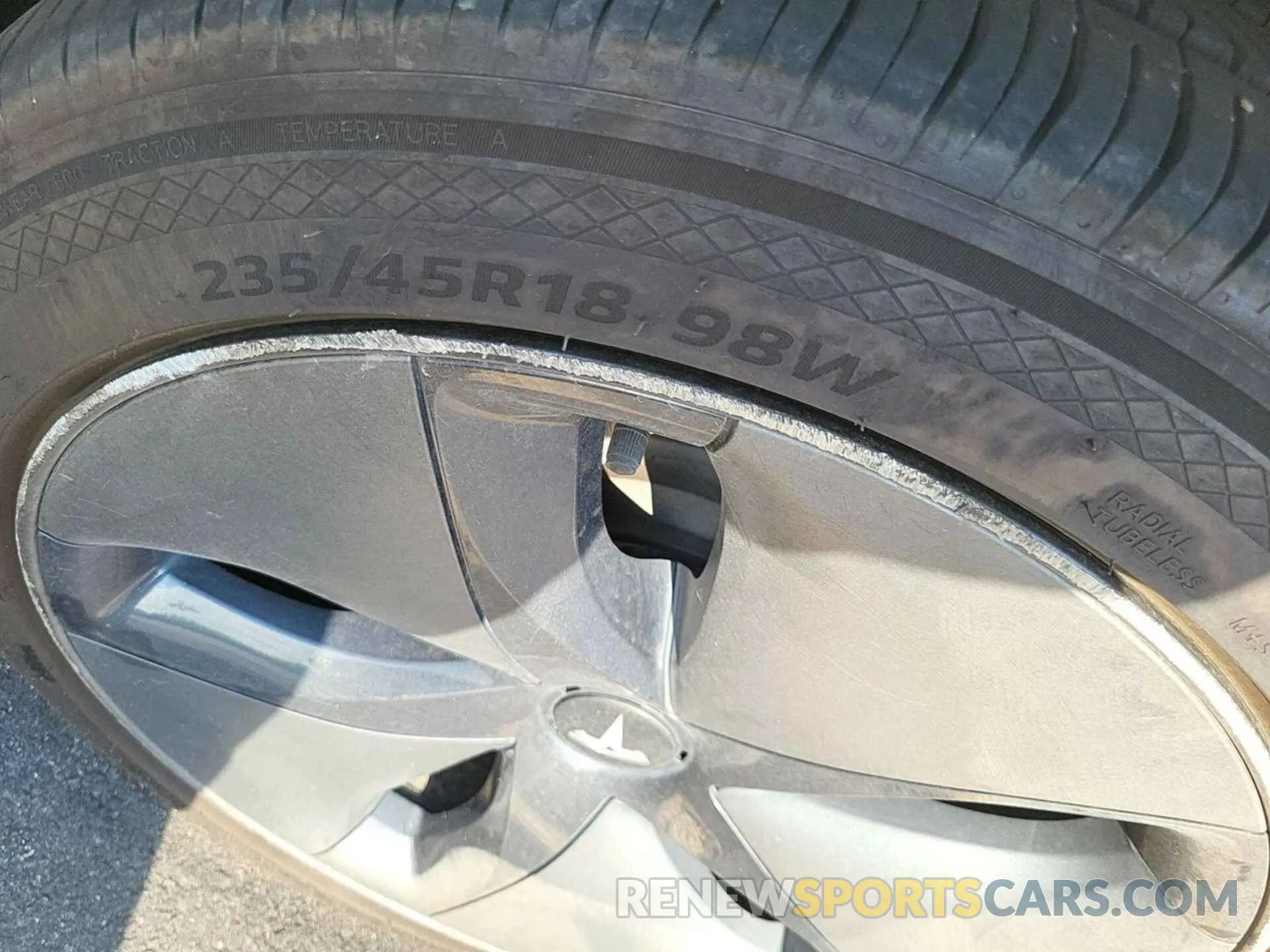 22 Photograph of a damaged car 5YJ3E1EB6LF650715 TESLA MODEL 3 2020