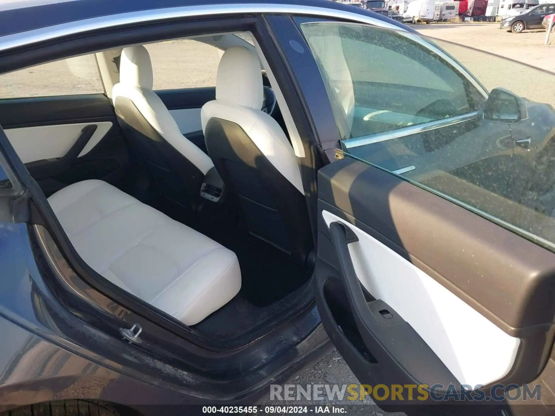 8 Photograph of a damaged car 5YJ3E1EB6LF651332 TESLA MODEL 3 2020