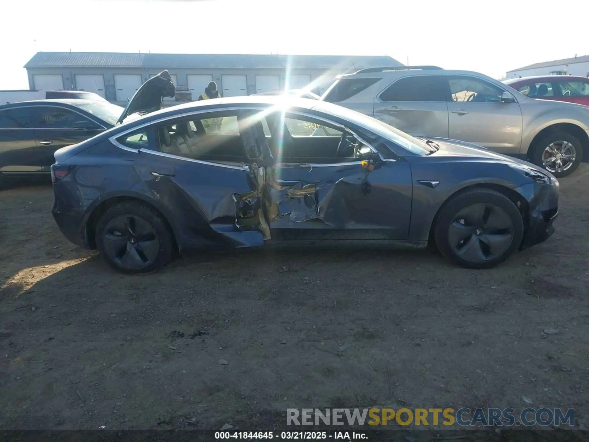 12 Фотография поврежденного автомобиля 5YJ3E1EB6LF793583 TESLA MODEL 3 2020