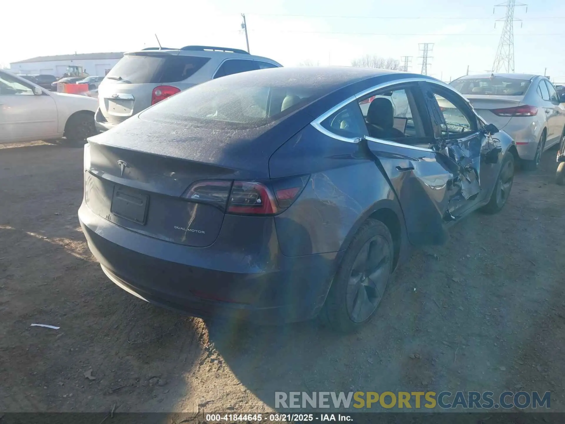 4 Фотография поврежденного автомобиля 5YJ3E1EB6LF793583 TESLA MODEL 3 2020
