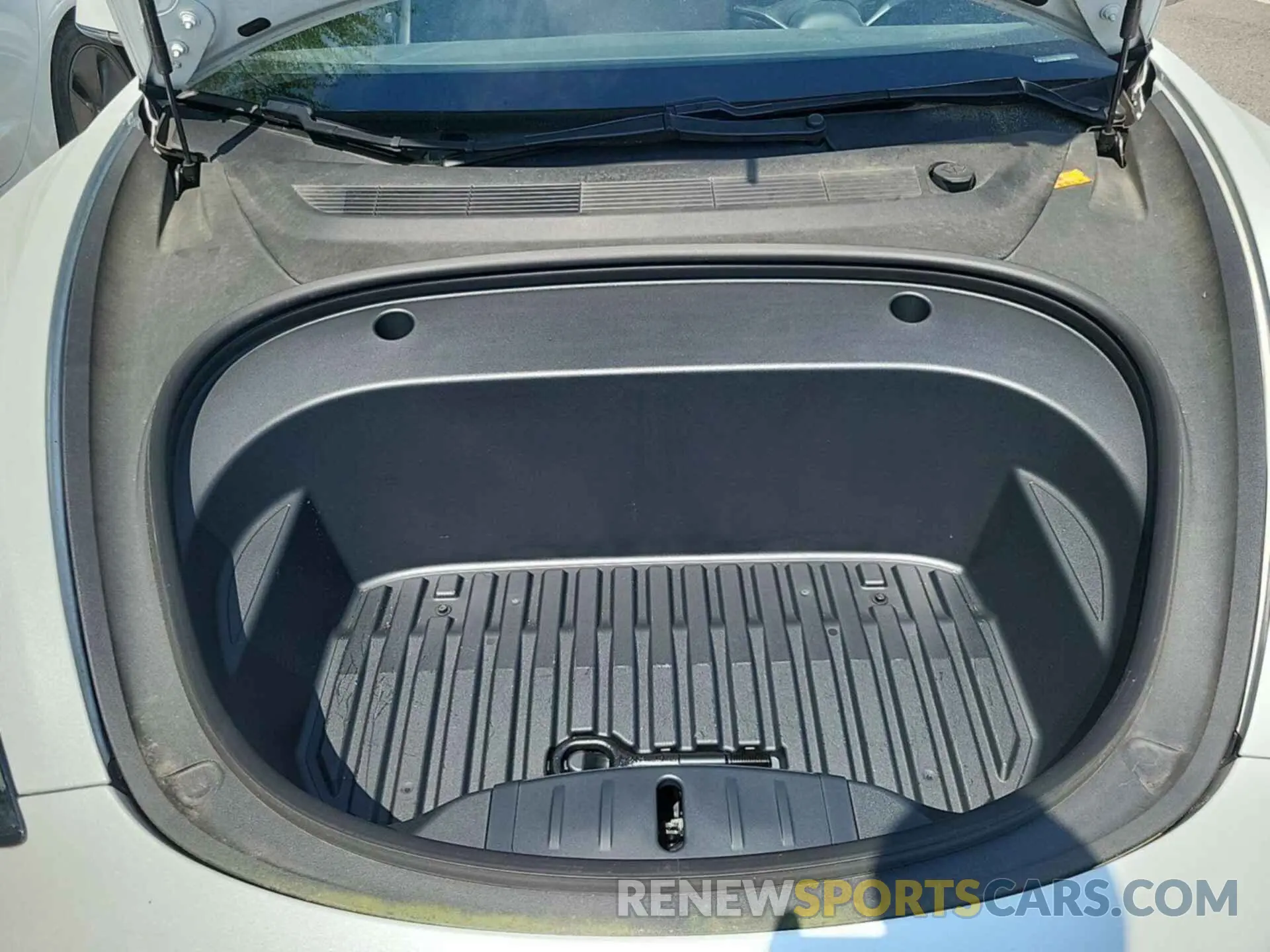 12 Photograph of a damaged car 5YJ3E1EB6LF800998 TESLA MODEL 3 2020