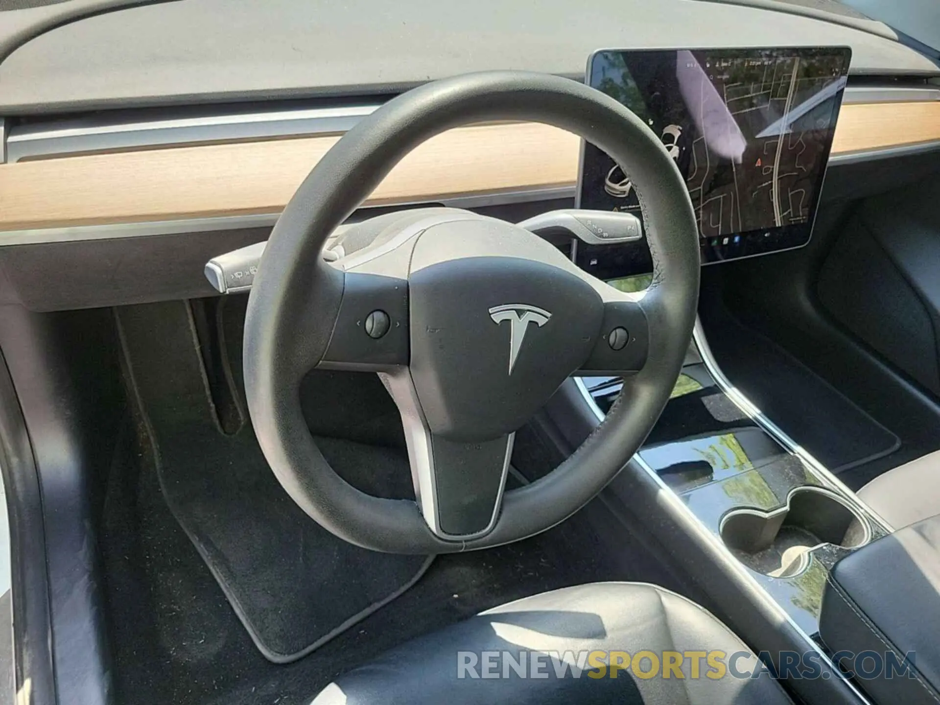5 Photograph of a damaged car 5YJ3E1EB6LF800998 TESLA MODEL 3 2020