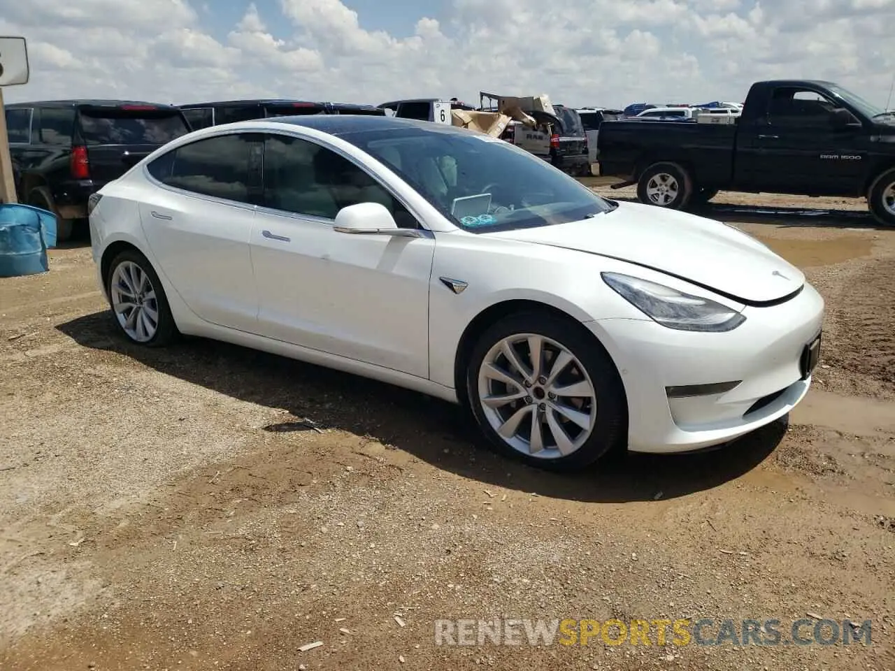 4 Фотография поврежденного автомобиля 5YJ3E1EB7LF622793 TESLA MODEL 3 2020
