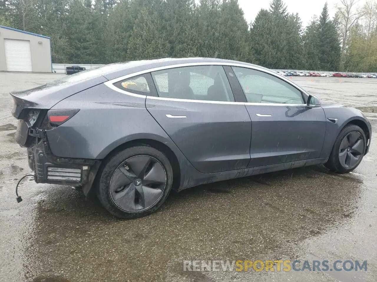 3 Photograph of a damaged car 5YJ3E1EB7LF635334 TESLA MODEL 3 2020