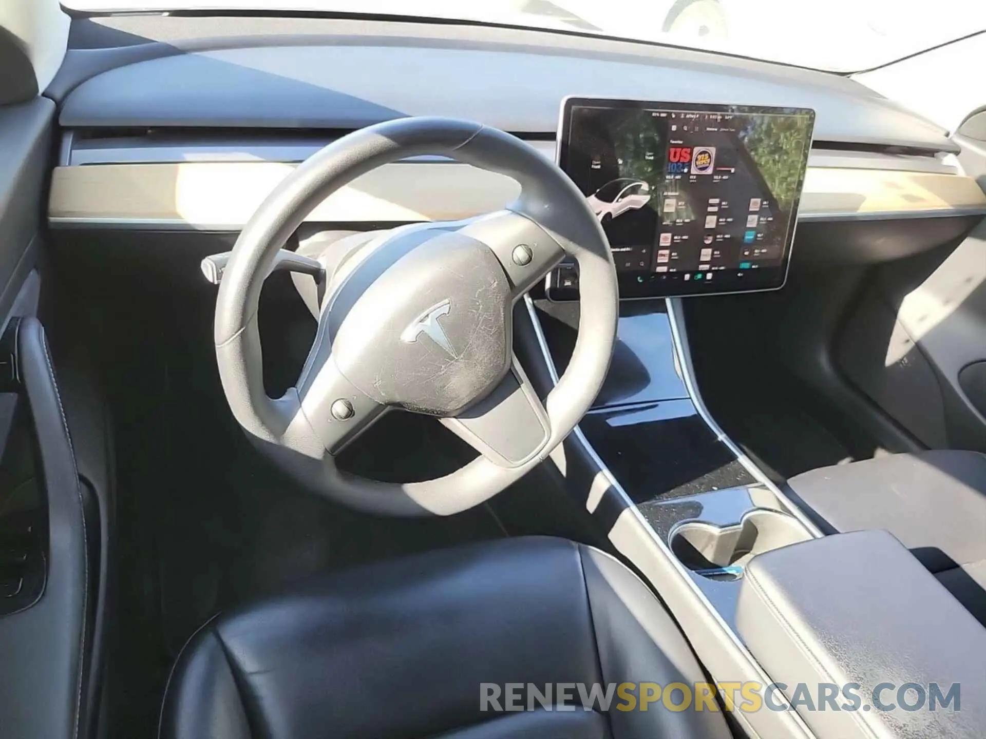 3 Photograph of a damaged car 5YJ3E1EB7LF637357 TESLA MODEL 3 2020