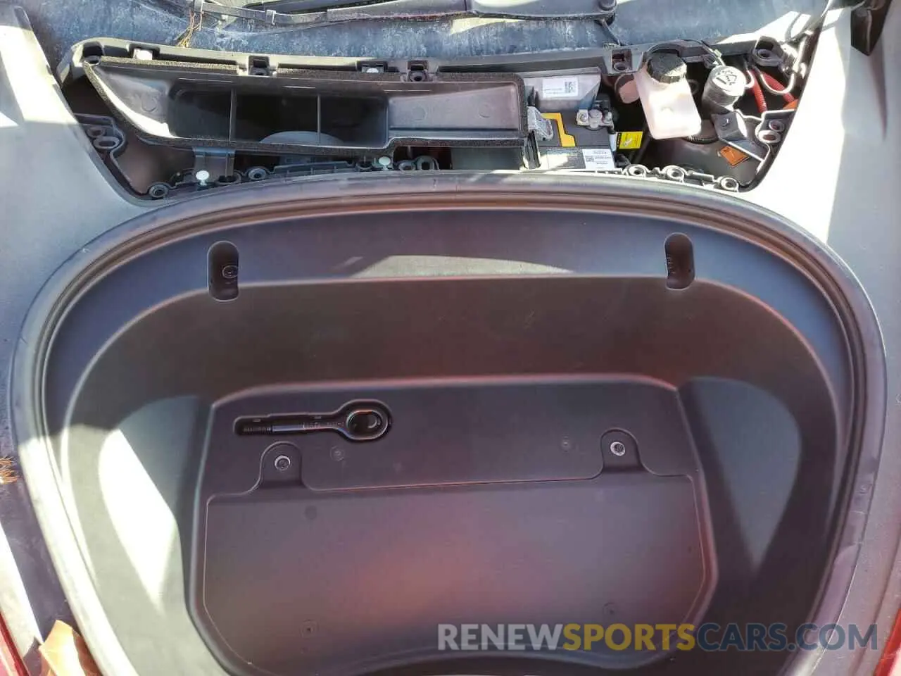 11 Photograph of a damaged car 5YJ3E1EB7LF646575 TESLA MODEL 3 2020