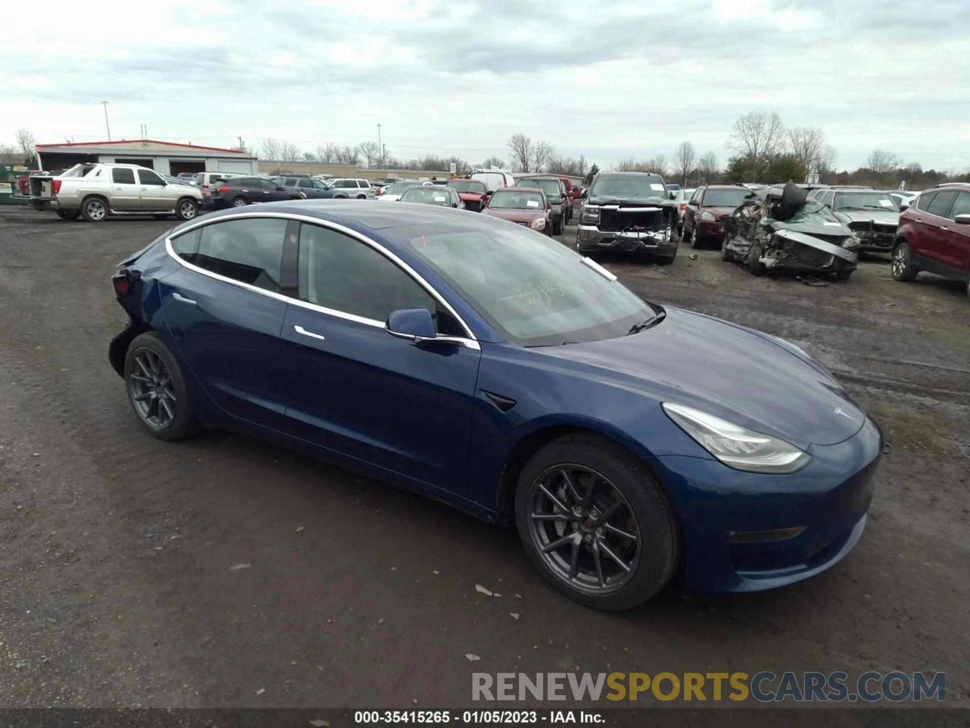1 Photograph of a damaged car 5YJ3E1EB7LF664655 TESLA MODEL 3 2020
