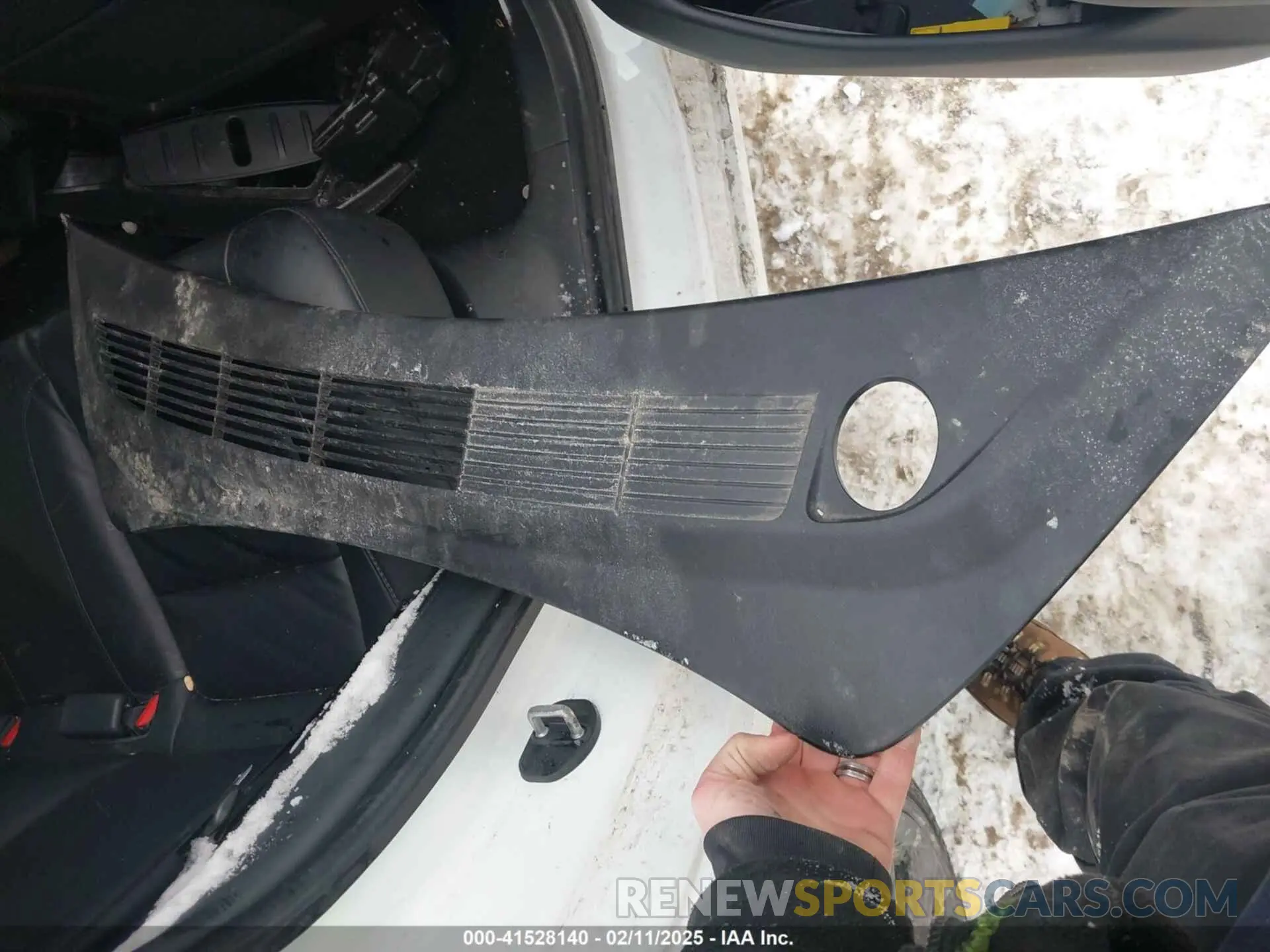 11 Photograph of a damaged car 5YJ3E1EB7LF741850 TESLA MODEL 3 2020