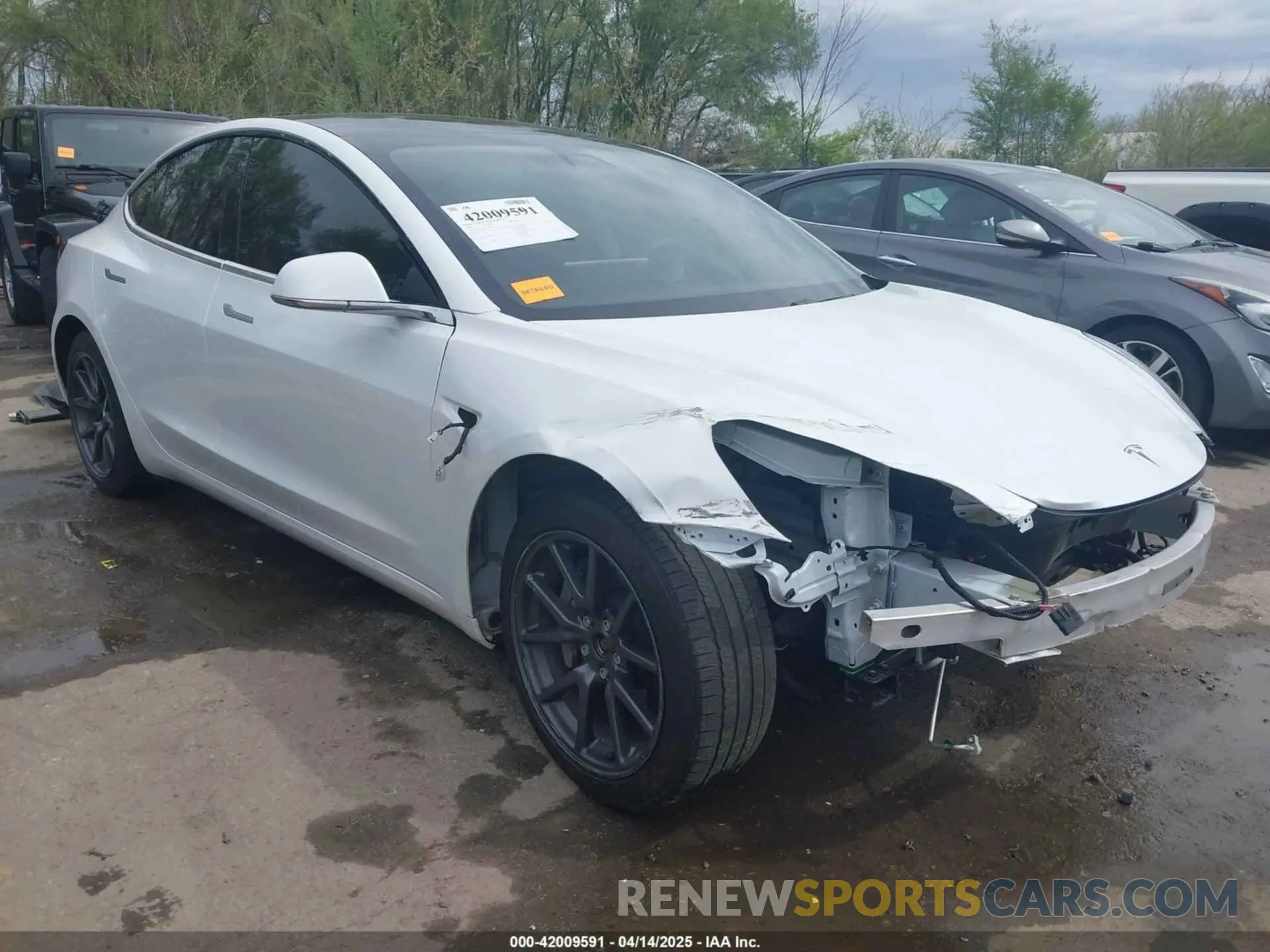 1 Photograph of a damaged car 5YJ3E1EB7LF786903 TESLA MODEL 3 2020