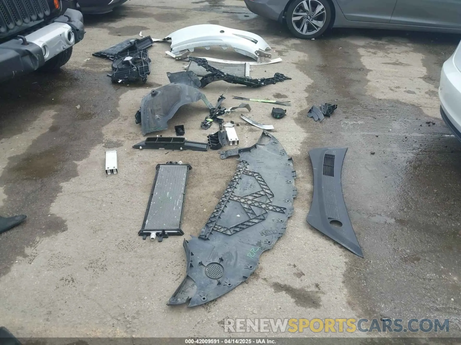 12 Photograph of a damaged car 5YJ3E1EB7LF786903 TESLA MODEL 3 2020