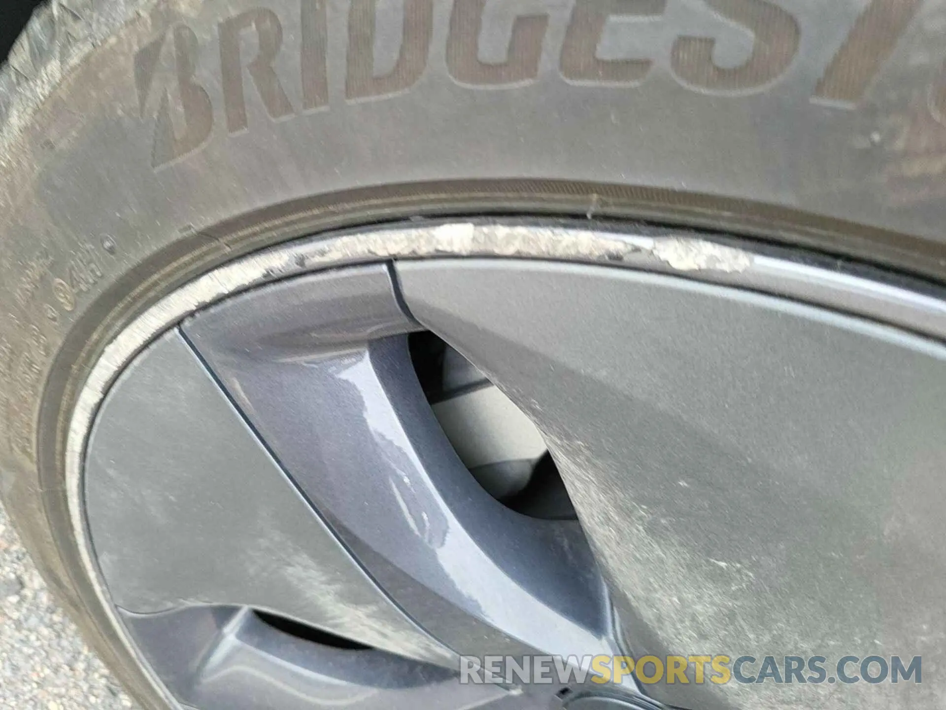 1 Photograph of a damaged car 5YJ3E1EB7LF795231 TESLA MODEL 3 2020