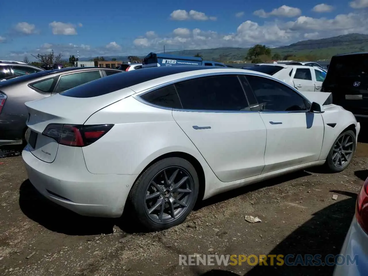 3 Фотография поврежденного автомобиля 5YJ3E1EB7LF806728 TESLA MODEL 3 2020
