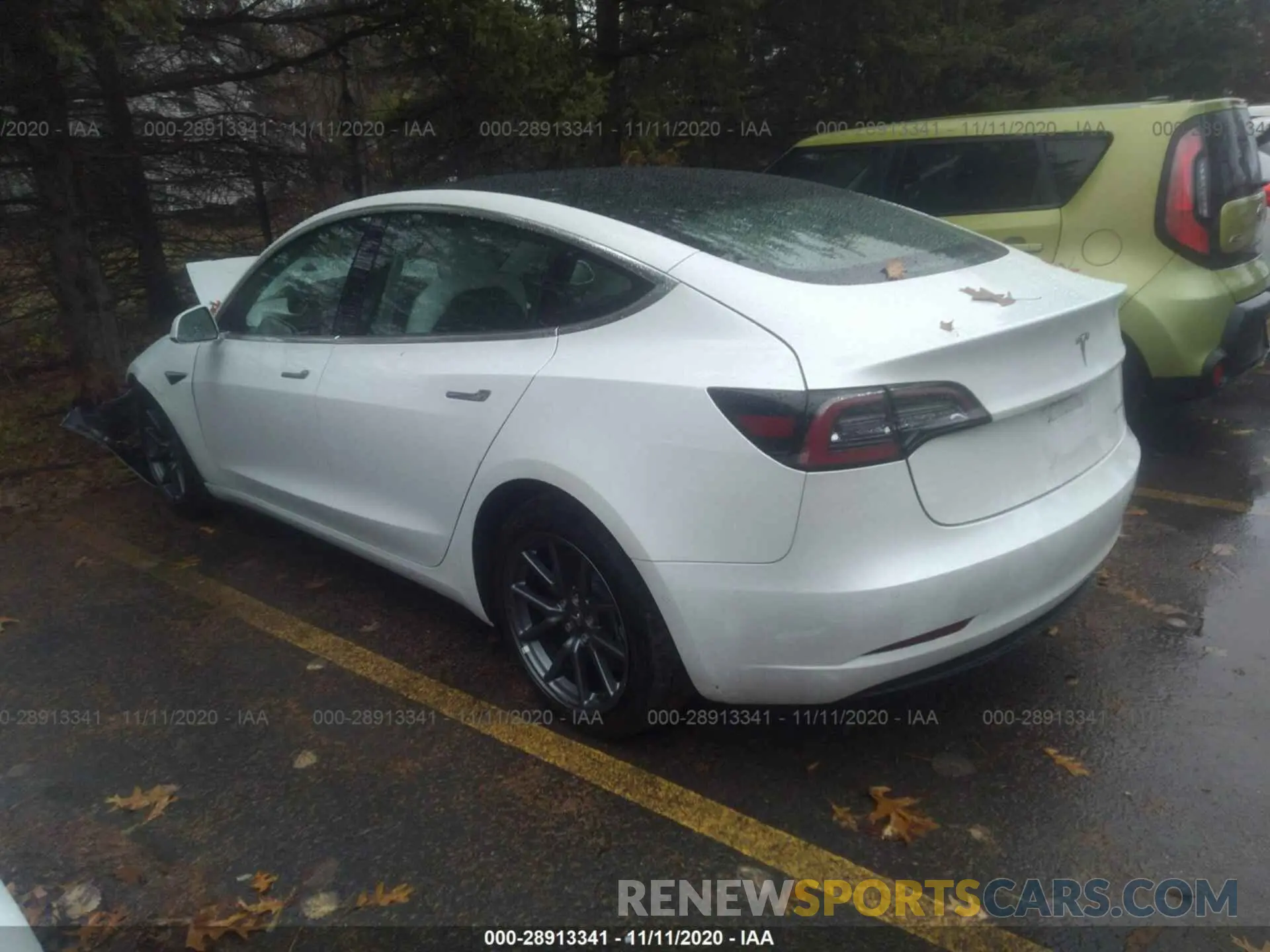 3 Photograph of a damaged car 5YJ3E1EB8LF606912 TESLA MODEL 3 2020