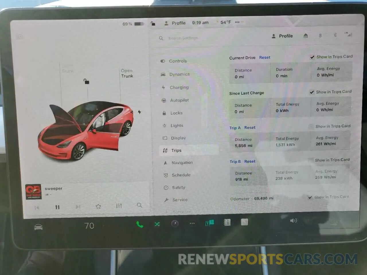 9 Photograph of a damaged car 5YJ3E1EB8LF622950 TESLA MODEL 3 2020