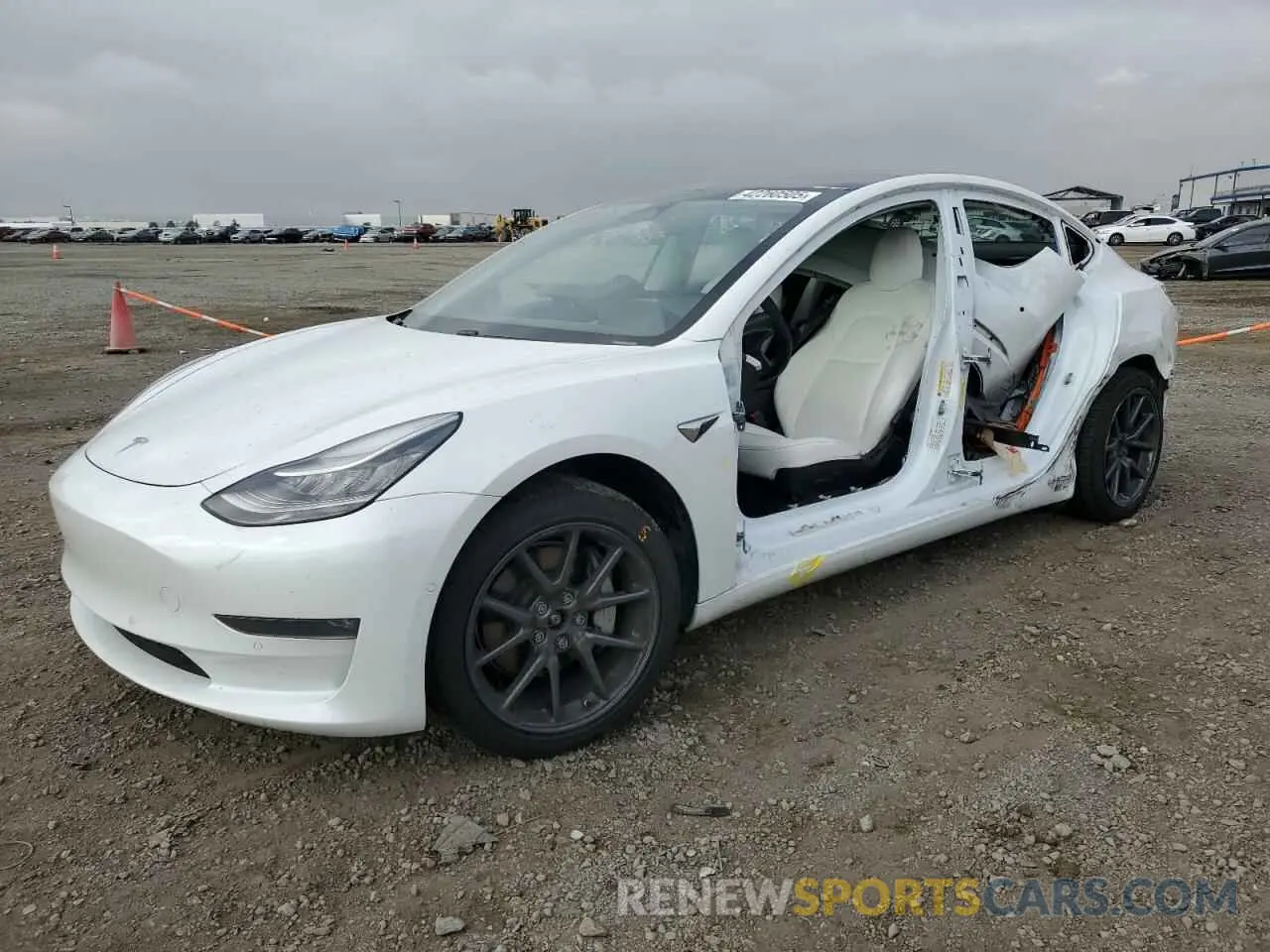1 Photograph of a damaged car 5YJ3E1EB8LF651591 TESLA MODEL 3 2020