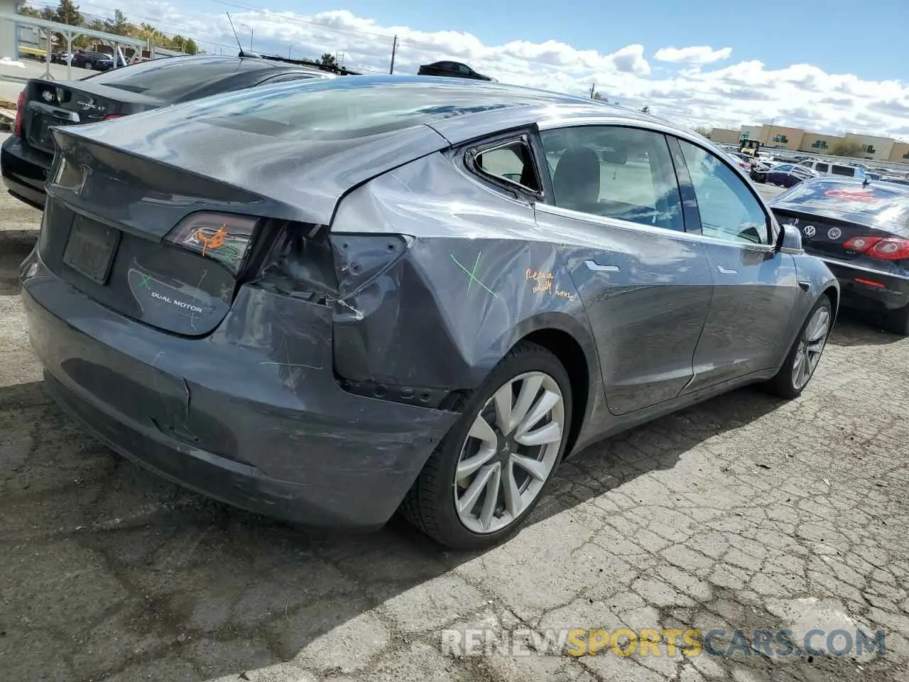 3 Photograph of a damaged car 5YJ3E1EB8LF712079 TESLA MODEL 3 2020