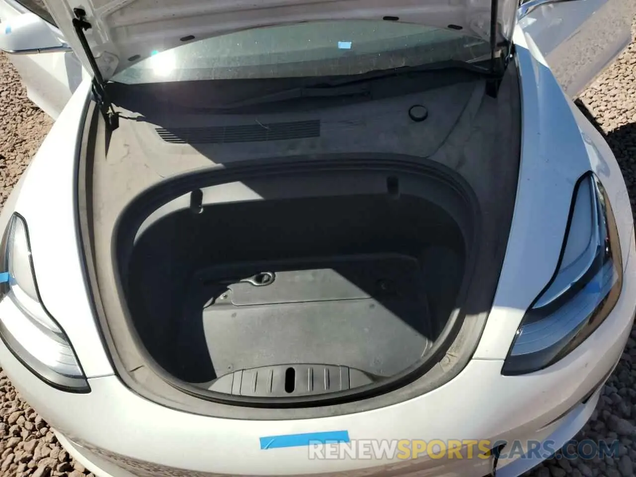 11 Фотография поврежденного автомобиля 5YJ3E1EB8LF712308 TESLA MODEL 3 2020