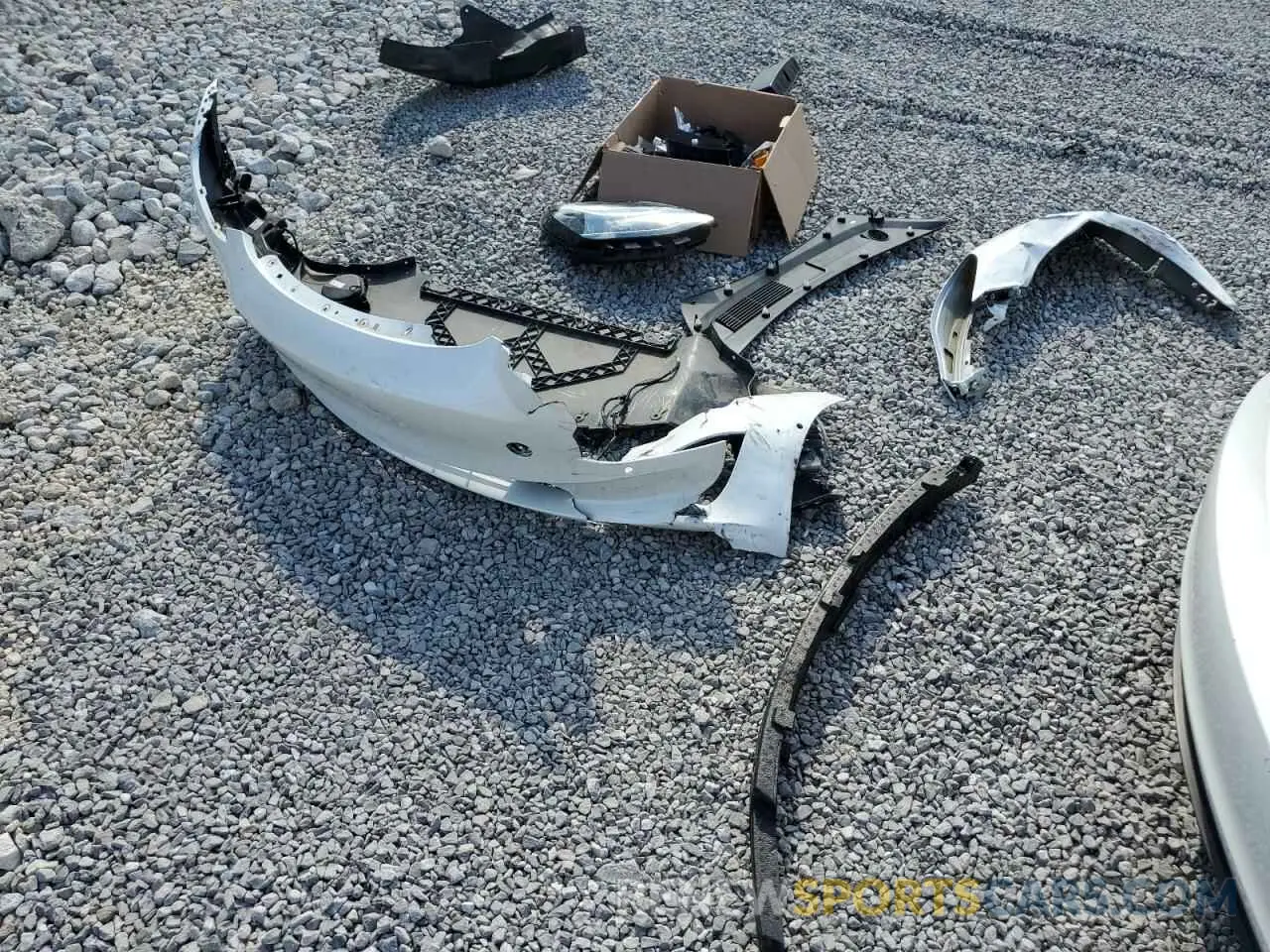 12 Photograph of a damaged car 5YJ3E1EB8LF795075 TESLA MODEL 3 2020