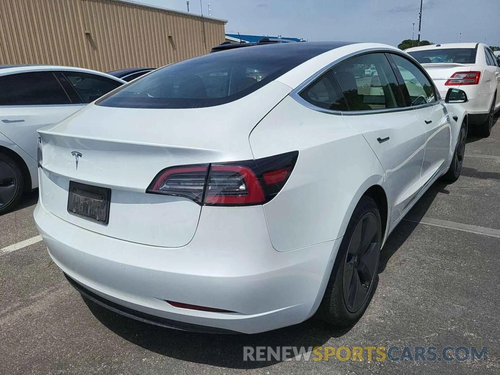 4 Photograph of a damaged car 5YJ3E1EB8LF795108 TESLA MODEL 3 2020