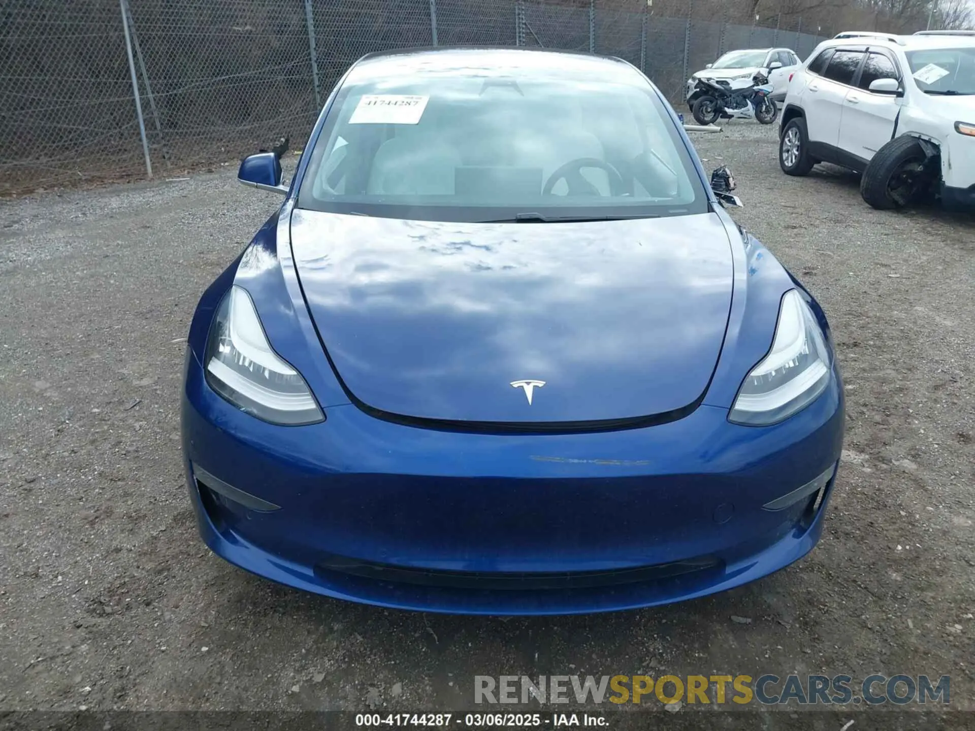 13 Фотография поврежденного автомобиля 5YJ3E1EB9LF601198 TESLA MODEL 3 2020