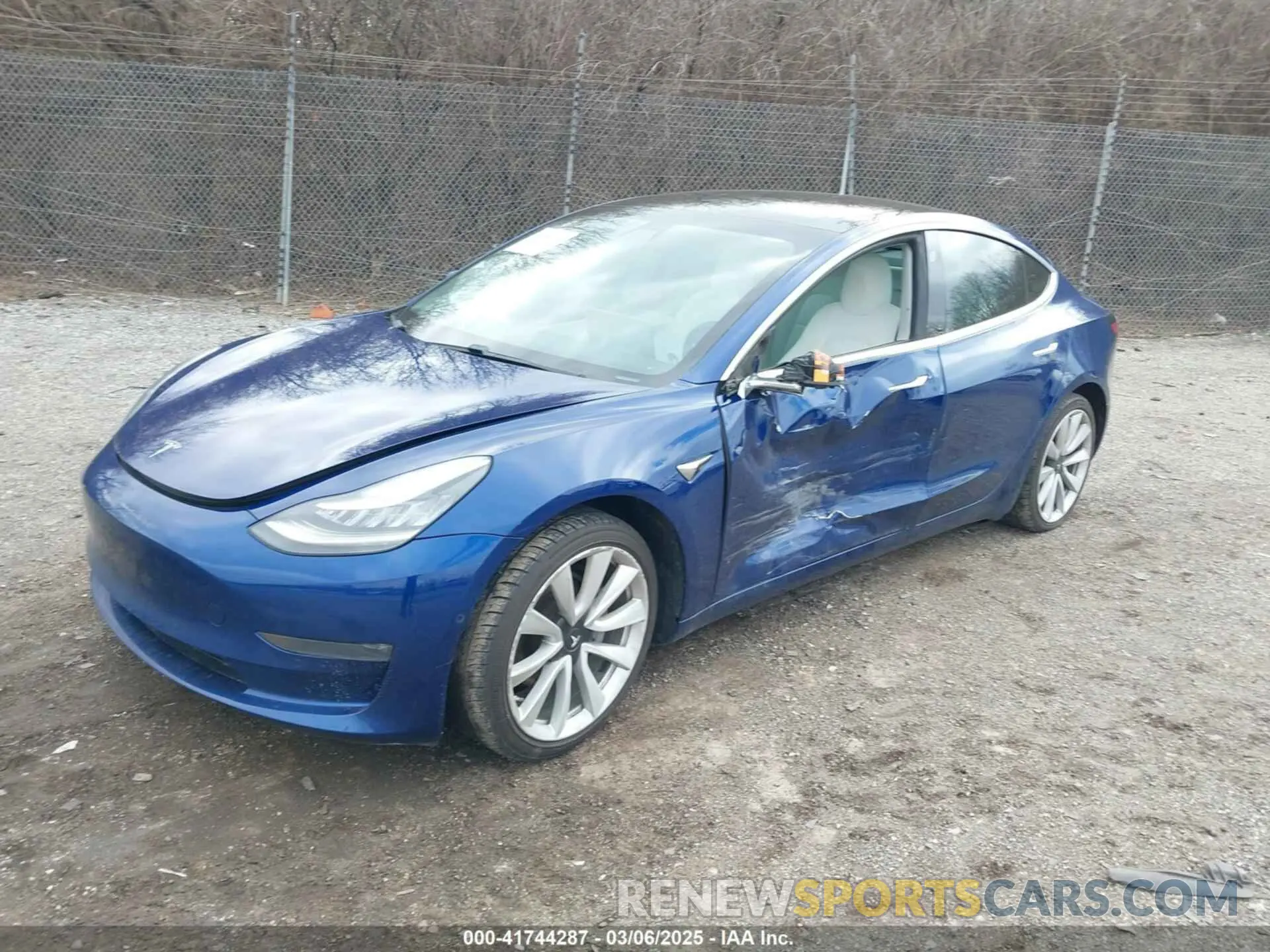 2 Фотография поврежденного автомобиля 5YJ3E1EB9LF601198 TESLA MODEL 3 2020